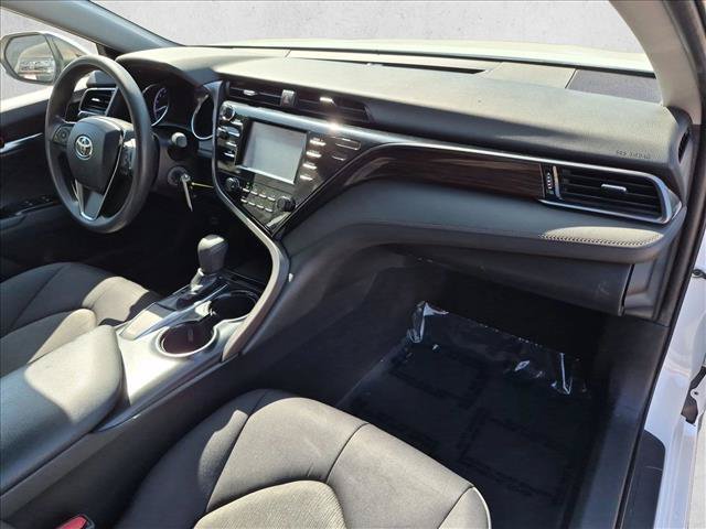 Used 2019 Toyota Camry LE FWD image 20