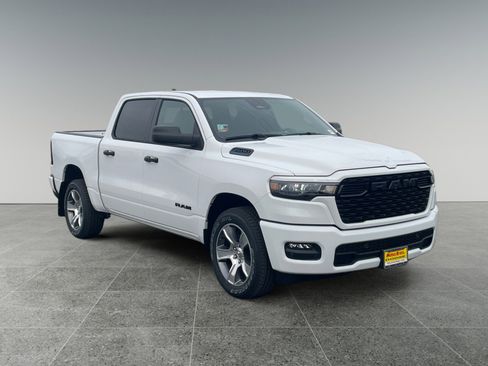 New 2026 RAM 1500 Express image 7