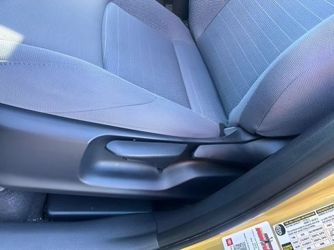 Used 2024 Toyota Corolla Cross AWD Hybrid w/ Moonroof Package image 22