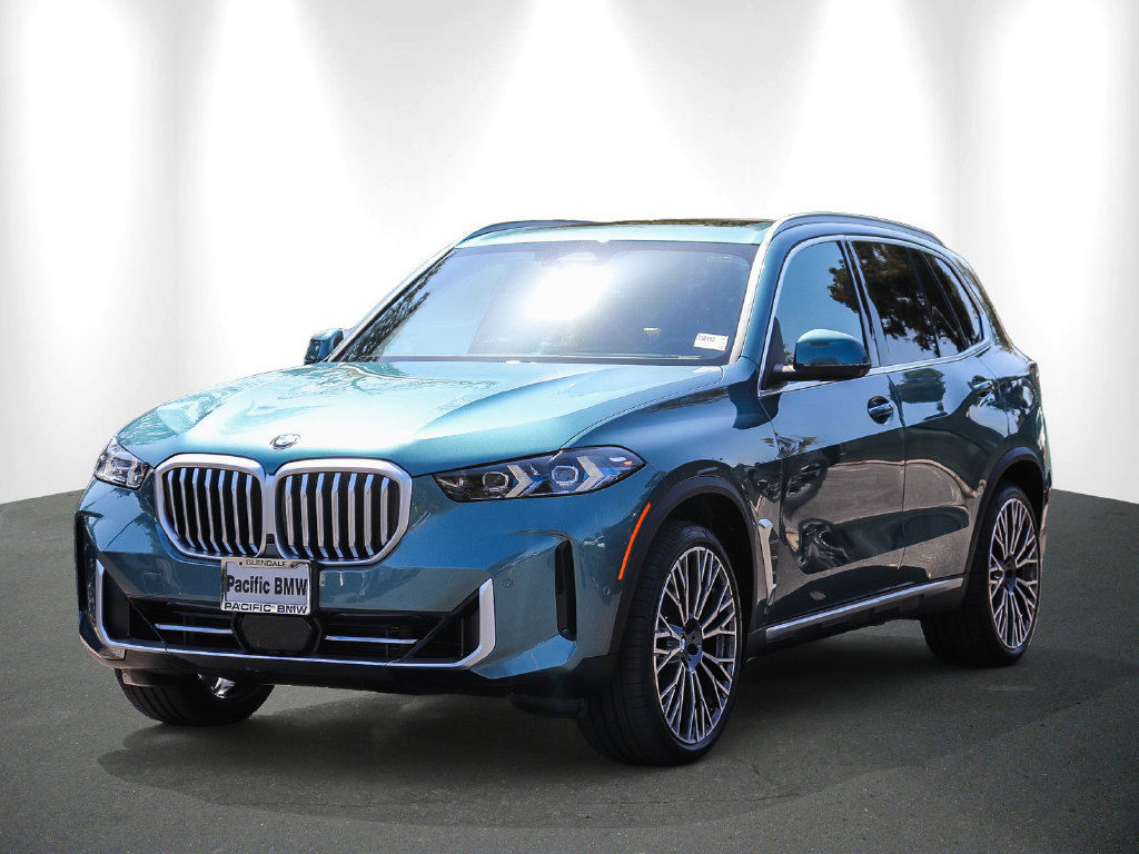 Used 2026 BMW X5 sDrive40i w/ Premium Package RWD image 3