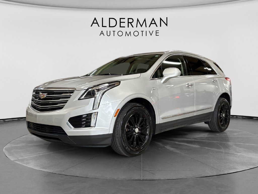 Used 2018 Cadillac XT5 Luxury w/ Driver Awareness Package FWD image 1