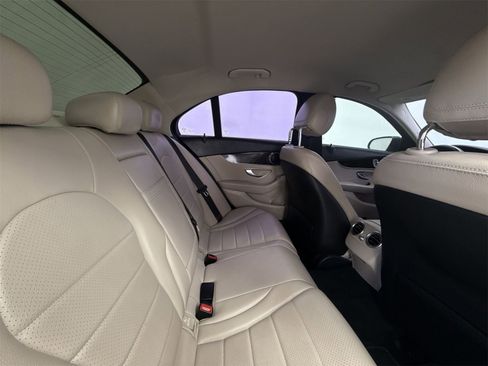 Used 2016 Mercedes-Benz C 300 Sedan image 31