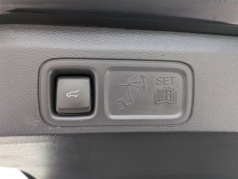 Certified 2024 Lincoln Navigator Reserve image 14