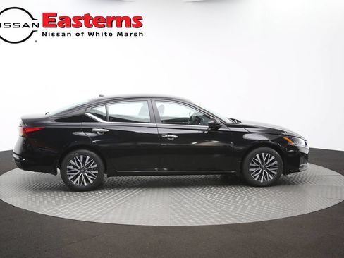 Used 2023 Nissan Altima 2.5 SV AWD/4WD image 43