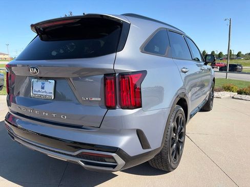Used 2021 Kia Sorento SX FWD image 17