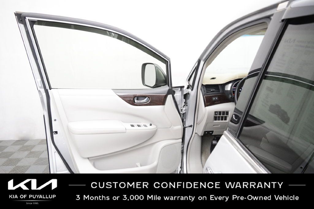 Used 2016 Nissan Quest SV FWD image 9