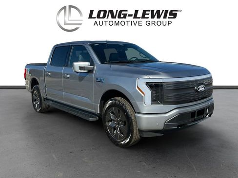 Used 2024 Ford F150 Lightning Lariat image 10