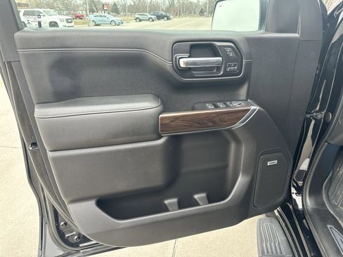 Used 2019 GMC Sierra 1500 SLT w/ SLT Premium Plus Package image 29