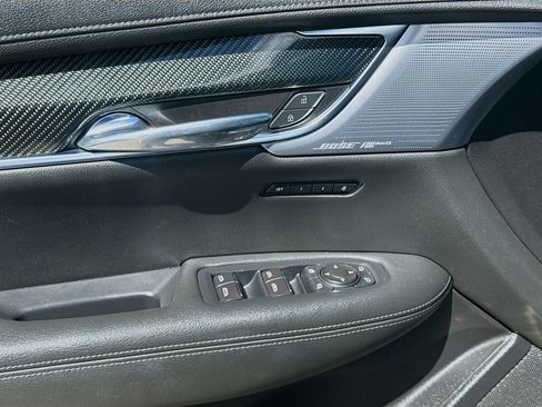 Used 2023 Cadillac XT6 Sport image 17