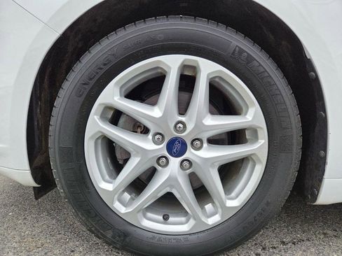 Used 2013 Ford Fusion SE FWD image 30