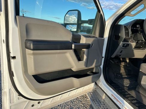 Used 2019 Ford F550 XLT image 20
