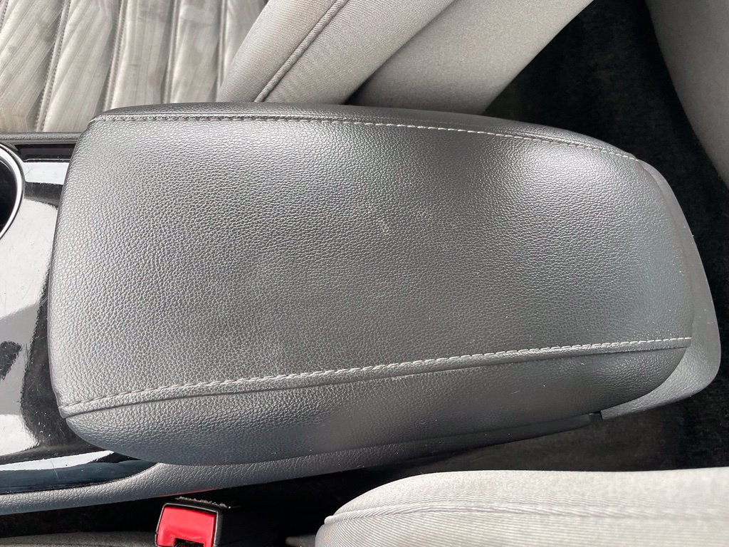 Used 2016 Ford Fusion S FWD image 32