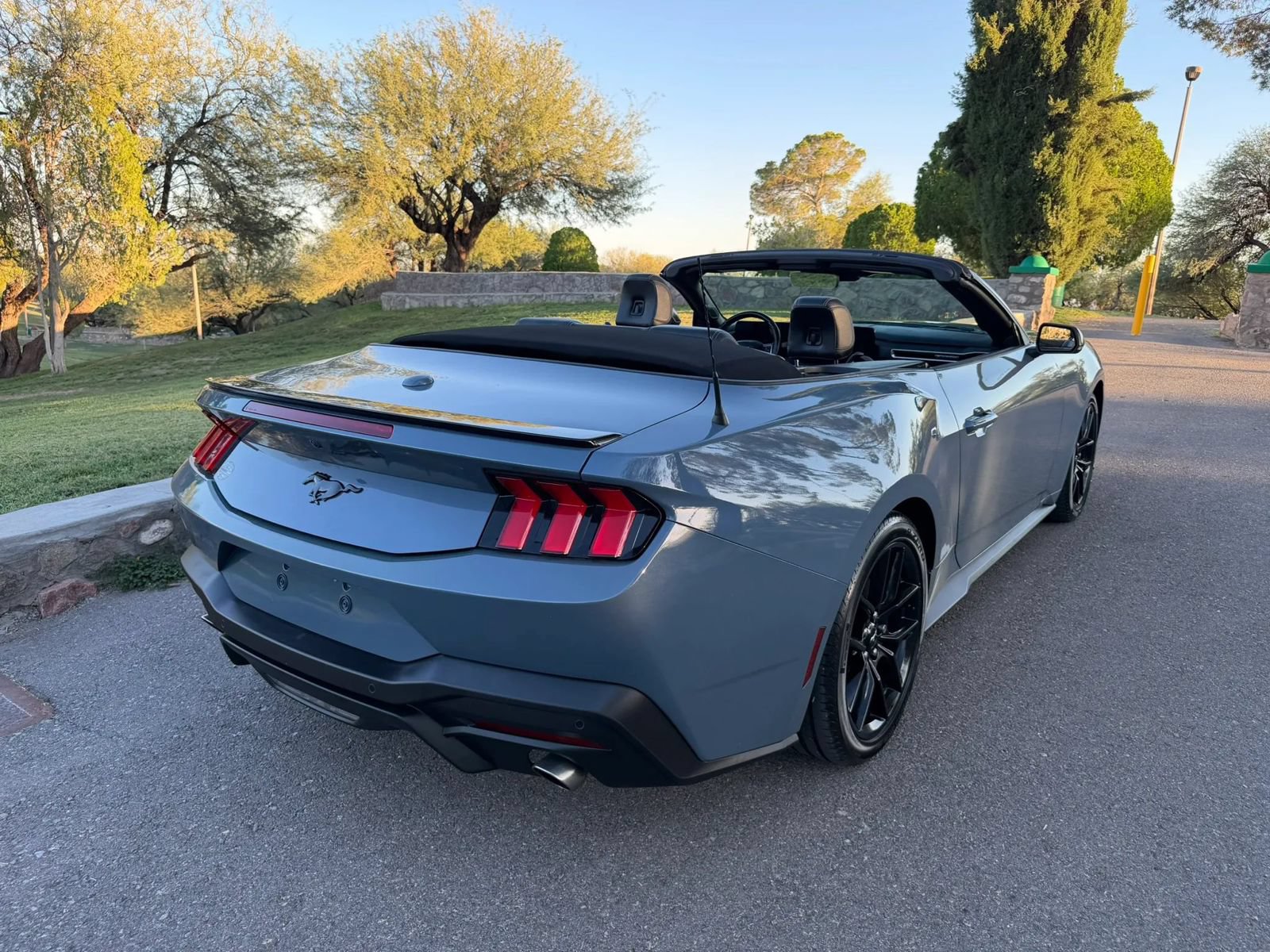 Used 2024 Ford Mustang Premium RWD image 5