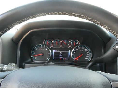 Used 2018 Chevrolet Silverado 1500 LT w/ All Star Edition AWD/4WD image 18