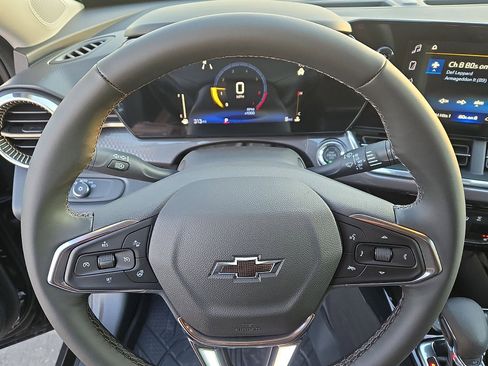 New 2026 Chevrolet Trax ACTIV w/ Driver Confidence Package image 17