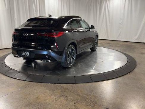 Certified 2025 INFINITI QX55 Essential image 8