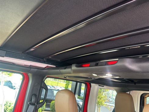 Used 2022 Jeep Wrangler Unlimited Sahara w/ LED Lighting Group image 12