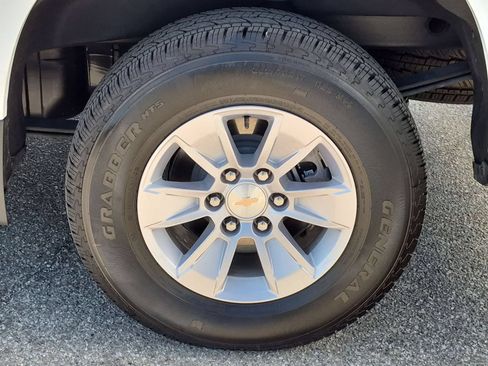 Used 2026 Chevrolet Silverado 1500 LT w/ Protection Package RWD image 6