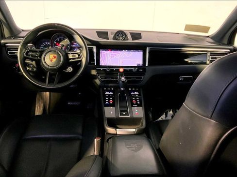 Certified 2023 Porsche Macan Turbo image 14