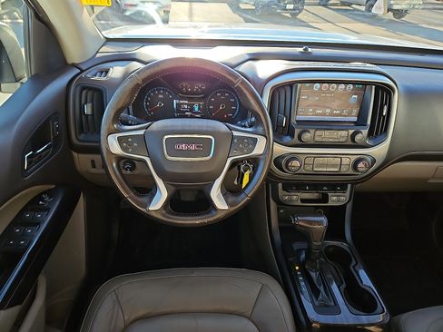 Used 2018 GMC Canyon SLT w/ Trailering Package image 8
