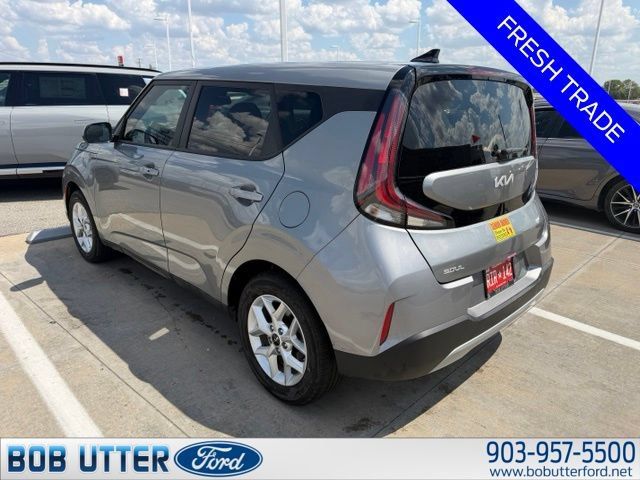 Used 2025 Kia Soul S FWD image 3