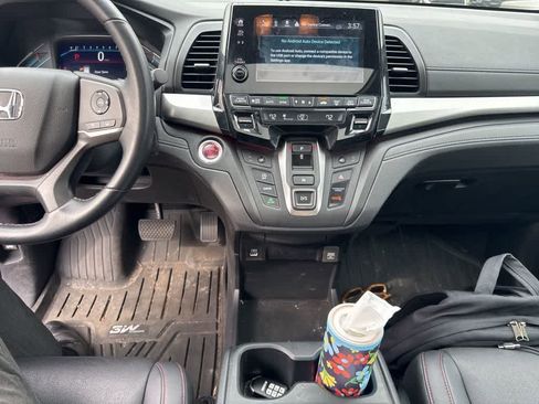 Used 2023 Honda Odyssey Sport image 14