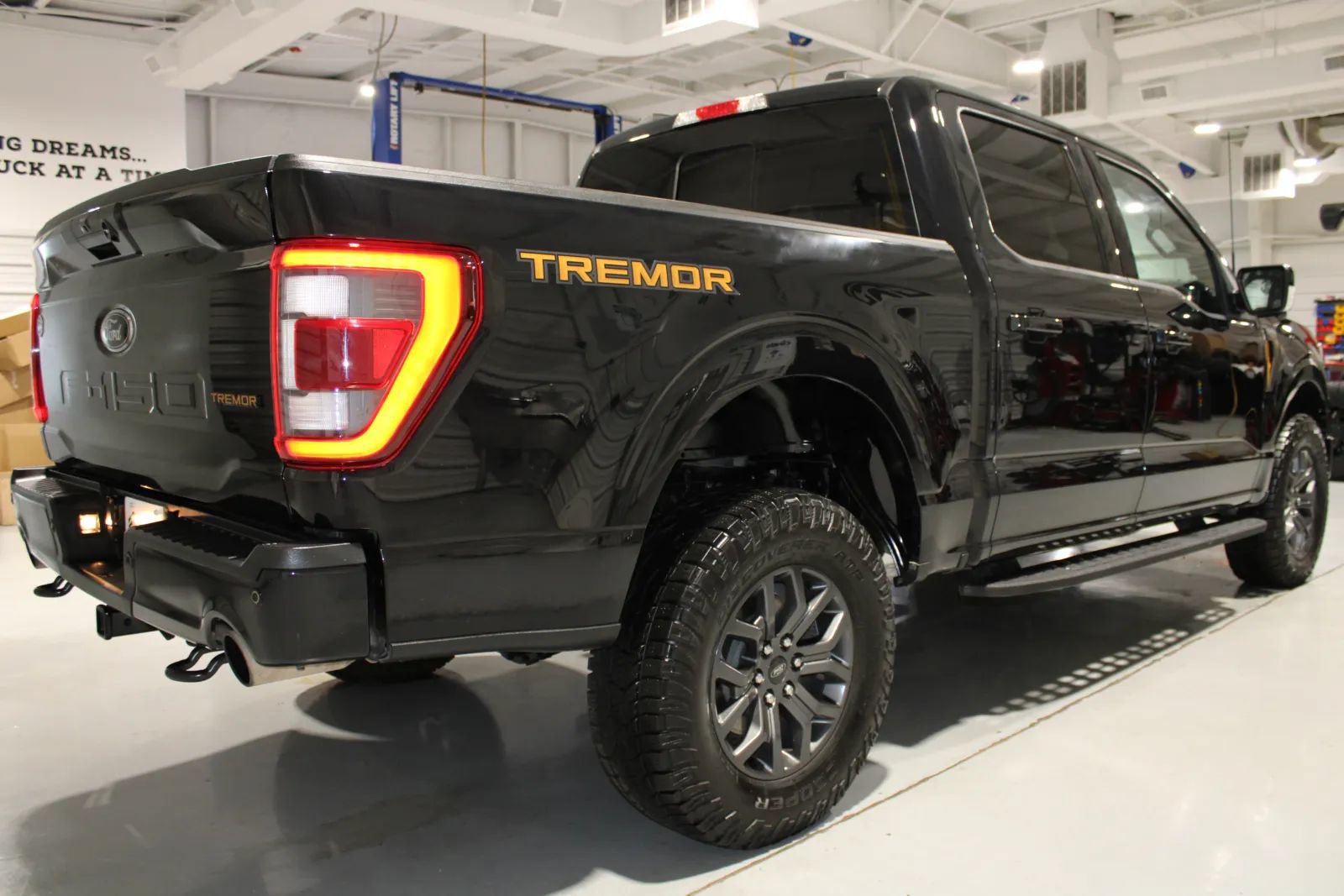 Used 2023 Ford F150 Tremor w/ Equipment Group 402A High AWD/4WD image 28