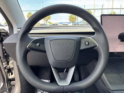 Used 2025 Tesla Model 3 Long Range RWD image 11