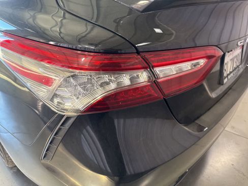 Used 2019 Toyota Camry XSE w/ Carpet Mat Package FWD image 11