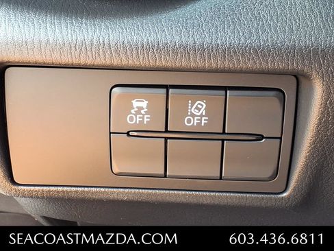Used 2019 MAZDA MX-5 Miata Club w/ I-ACTIVSENSE Club Package RWD image 15