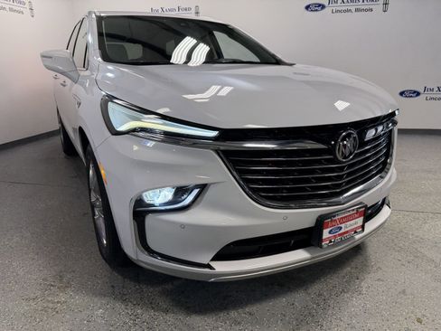 Used 2023 Buick Enclave Essence w/ Experience Buick Package image 37