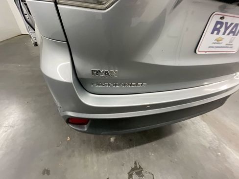 Used 2014 Toyota Highlander Limited Platinum image 30