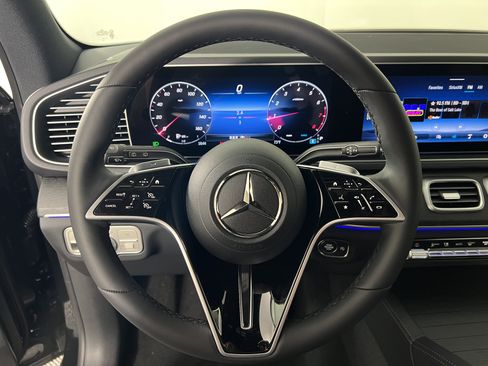 Used 2025 Mercedes-Benz GLE 350 4MATIC image 27