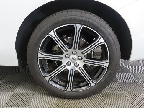 Used 2019 Volvo XC60 T5 Inscription w/ Protection Package Premier image 31