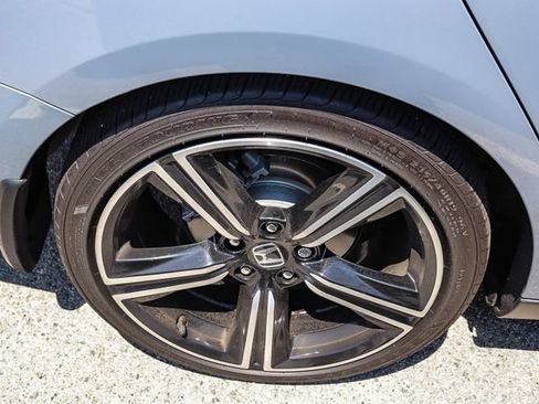 Used 2025 Honda Accord Sport image 8