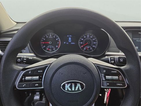 Used 2019 Kia Optima LX image 16