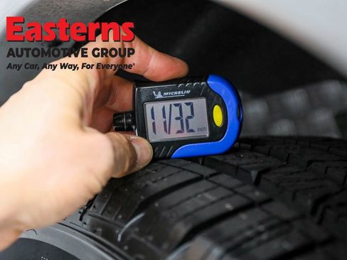 Used 2023 Nissan Armada SL image 31