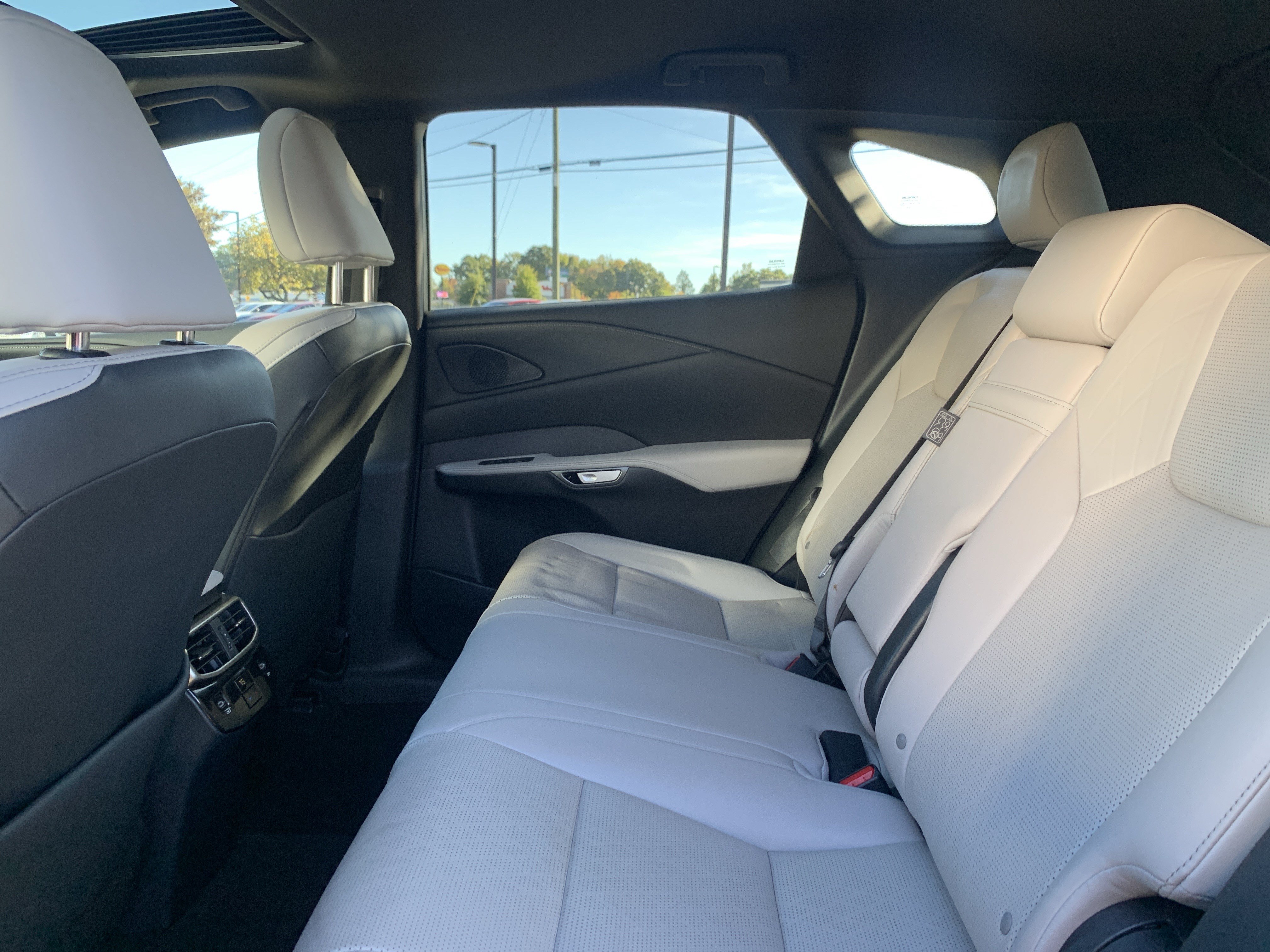 Used 2023 Lexus RX 350 Premium Plus w/ Accessory Package (Z1) FWD image 32