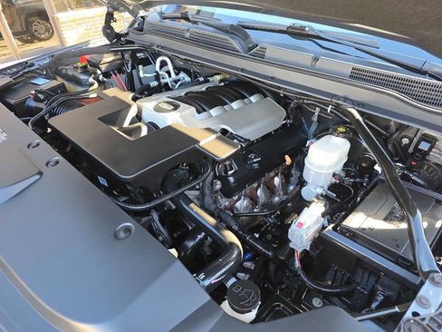 Used 2019 Cadillac Escalade ESV Platinum image 31