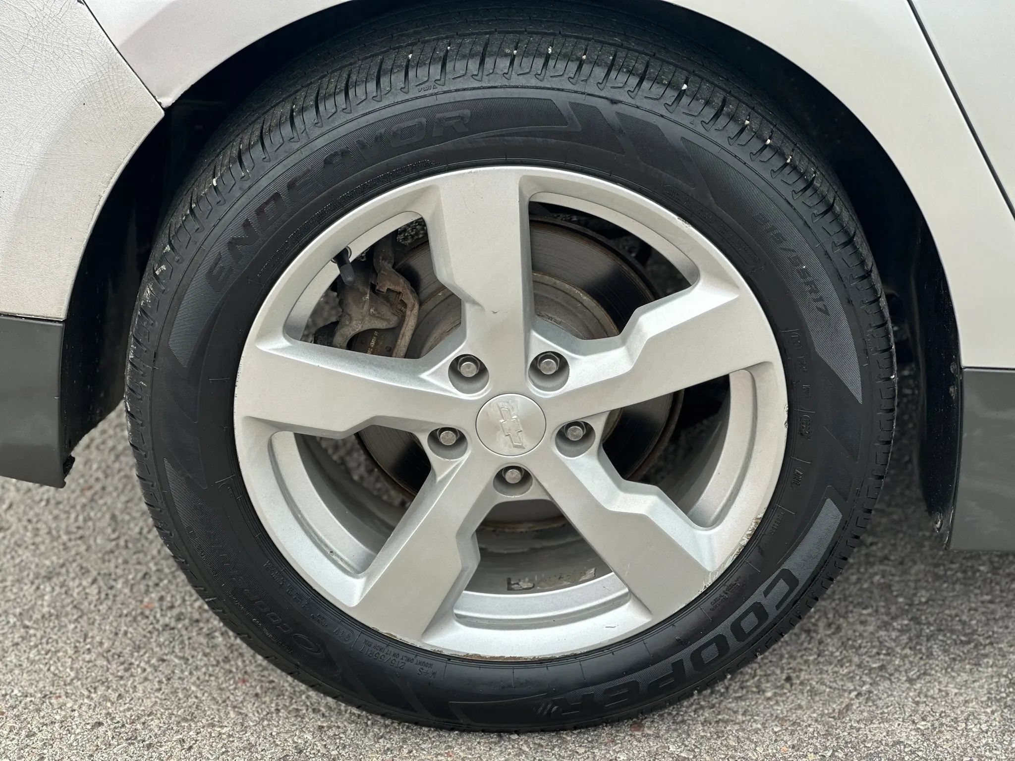 Used 2013 Chevrolet Volt FWD image 26
