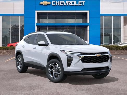 New 2026 Chevrolet Trax LT w/ LT Convenience Package FWD image 7