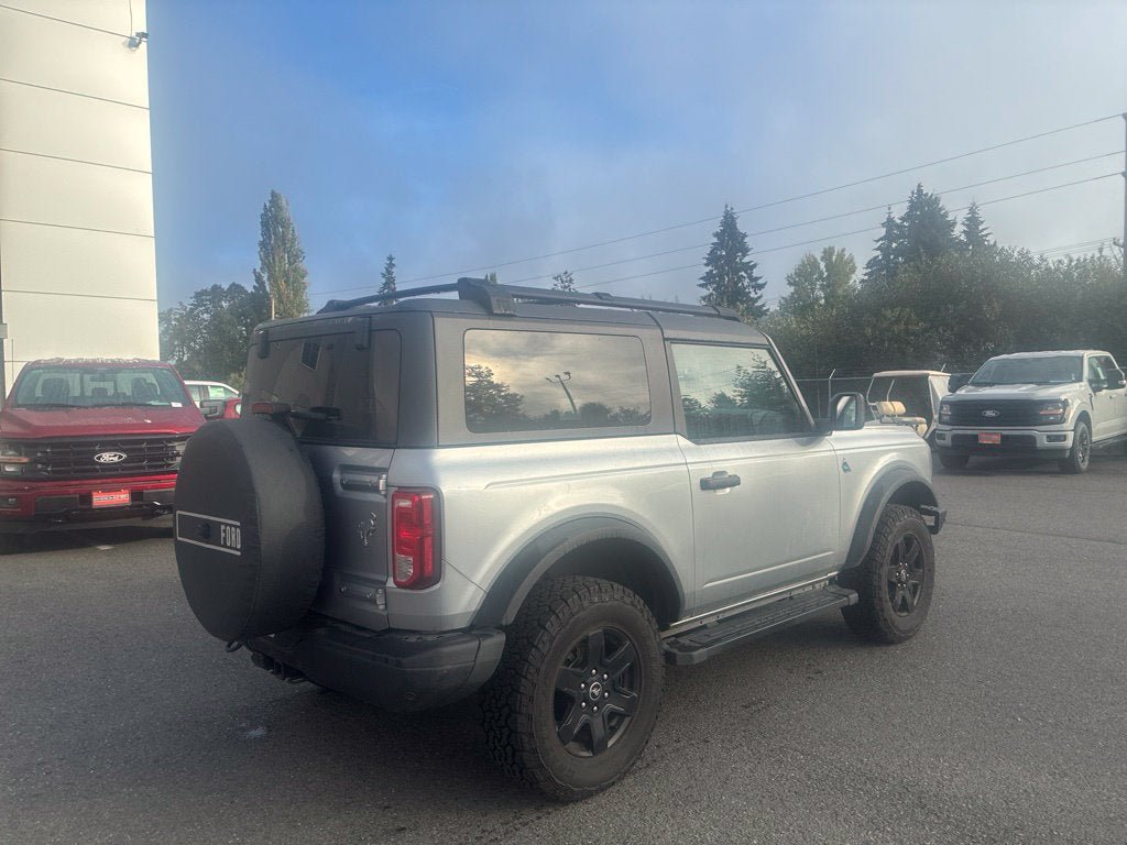 Used 2023 Ford Bronco Black Diamond AWD/4WD image 40
