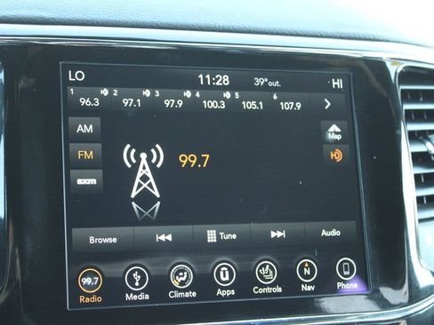 Used 2019 Jeep Grand Cherokee Limited image 37