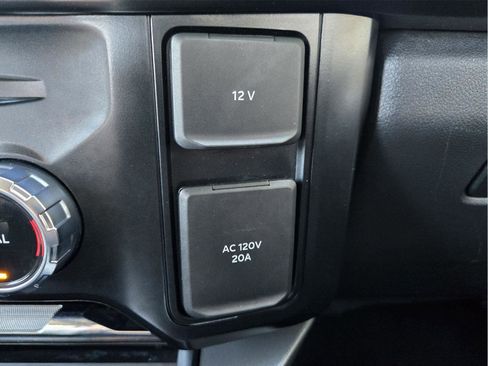 Used 2024 Ford F250 Lariat w/ Tremor Off-Road Package image 41