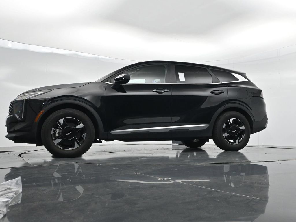 Used 2026 Kia Sportage LX FWD image 26