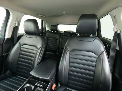 Used 2020 Ford Edge SEL w/ Cold Weather Package image 15