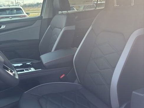 New 2026 Volkswagen Atlas Peak Edition AWD/4WD image 15