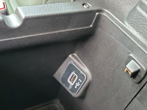 Used 2025 Jeep Gladiator Mojave AWD/4WD image 38