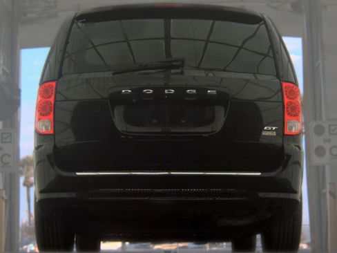 Used 2018 Dodge Grand Caravan GT FWD image 7