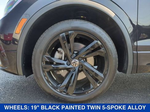 Used 2024 Volkswagen Tiguan SE R-Line AWD/4WD image 25